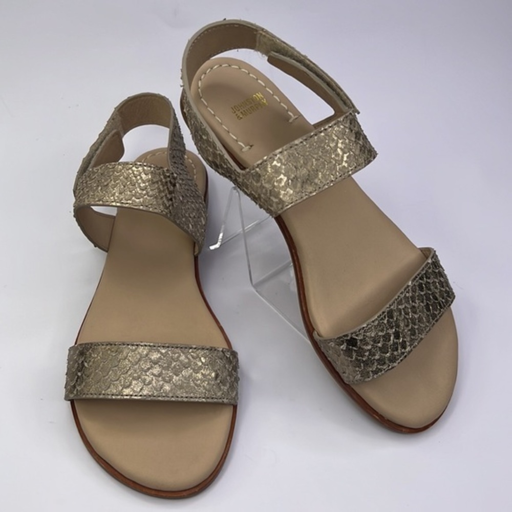 JOHNSNON & MURPHY WOMEN’S METALLIC GOLD SNAKE SKIN SANDAL SZ 8.5